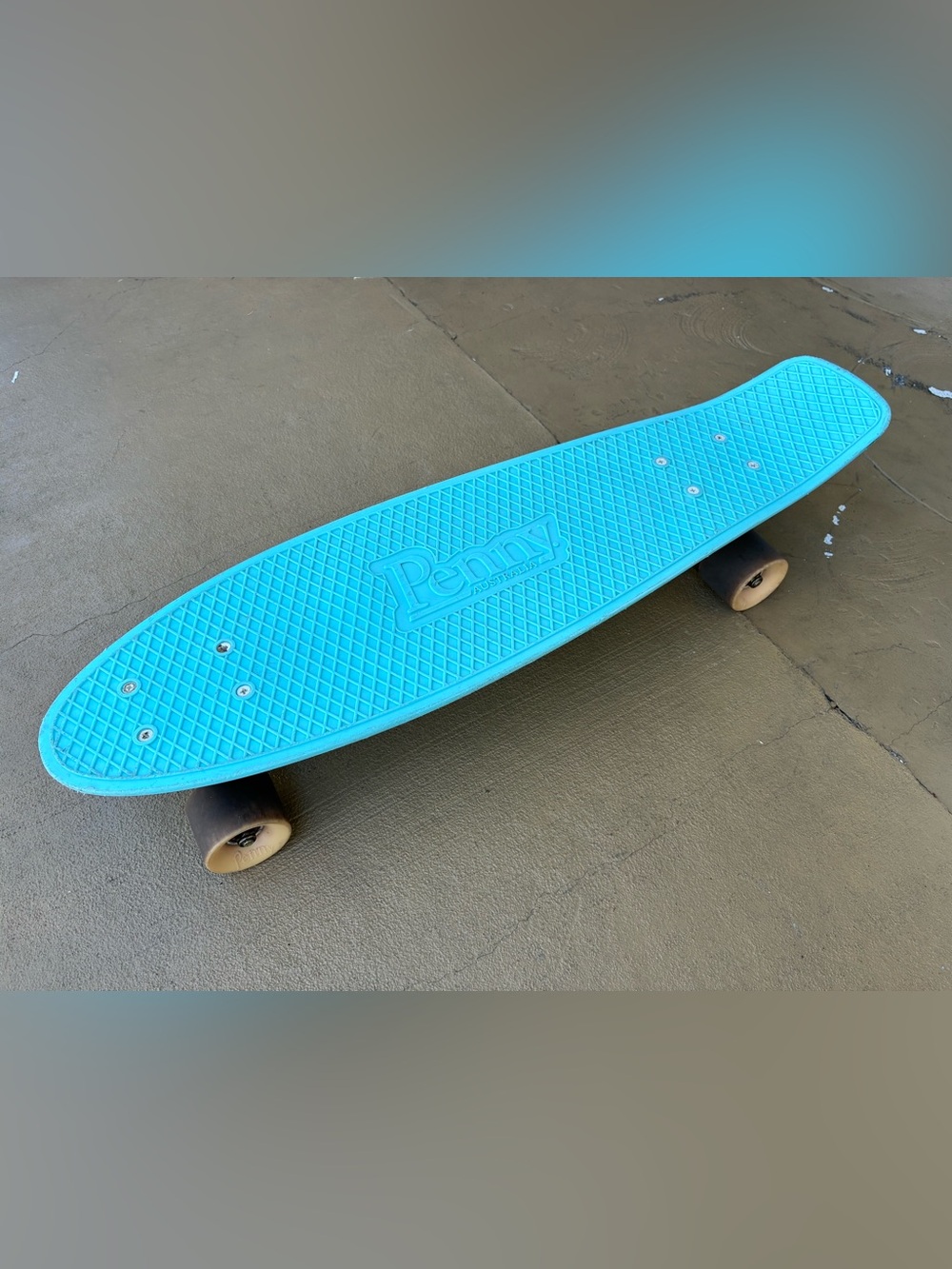 Penny Australia Blue White Wheel Plastic Cruiser Skateboard 27 in Good Condition